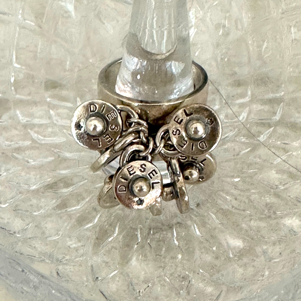 Diesel Rivet Ring Silver Size 7 With 8 Rivets 58 Tapering To 38 Wide 149$